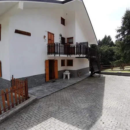 Monolocale Situato In Zona Tranquilla * Brusson